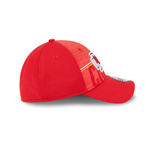Load image into Gallery viewer, Kansas City Chiefs New Era 39Thirty 3930 Flex Fit Hat