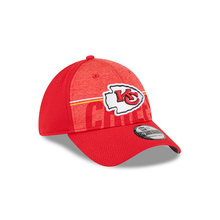 Load image into Gallery viewer, Kansas City Chiefs New Era 39Thirty 3930 Flex Fit Hat