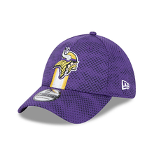 Load image into Gallery viewer, Minnesota Vikings New Era Sideline 39Thirty 3930 Flex Fit Hat