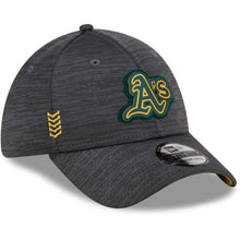 Load image into Gallery viewer, Oakland Athletics New Era Clubhouse Challenge 39Thirty Flex Fit 3930 Cap