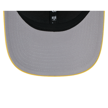 Load image into Gallery viewer, Pittsburgh Pirates New Era 9Seventy 970 Curved Bill Snapback Trucker Cap