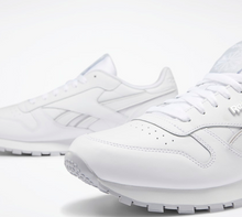 Load image into Gallery viewer, Reebok Classic Leather Sneakers