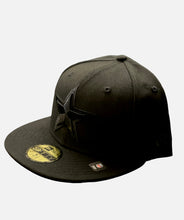 Load image into Gallery viewer, Dallas Cowboys Black on Black New Era 59Fifty 5950 Fitted Cap