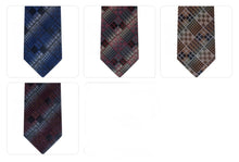Load image into Gallery viewer, Design &amp; Checks 3.50" Microfiber Tie &amp; Pocket Square Set # 732