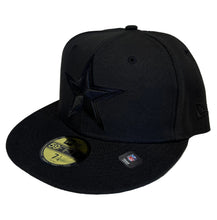 Load image into Gallery viewer, Dallas Cowboys Black on Black New Era 59Fifty 5950 Fitted Cap