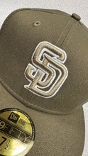 Load image into Gallery viewer, San Diego Padres New Era 59Fifty 5950 Fitted Cap