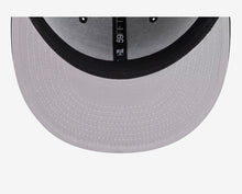 Load image into Gallery viewer, New York Yankees New Era 59Fifty Black Cap with Black Yankees Logo White Outline 5950 Fitted Cap