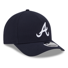 Load image into Gallery viewer, Atlanta Braves New Era 9Forty 940 M Frame Navy &amp; White Snapback Cap