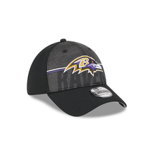 Load image into Gallery viewer, Baltimore Ravens New Era 39Thirty 3930 Flex Fit Training Hat