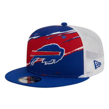Load image into Gallery viewer, Buffalo Bills New Era 9Fifty 950 Snapback Trucker Hat