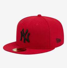 Load image into Gallery viewer, New York Yankees New Era 59fifty 5950 Cardinal Red &amp; Black Fitted Hat