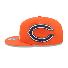 Load image into Gallery viewer, Chicago Bears New Era 9Fifty 950 Snapback Helmet Pack Exclusive Rivalry Collection Cap
