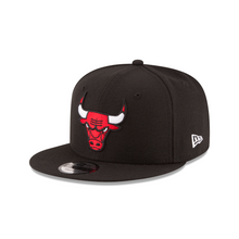Load image into Gallery viewer, Chicago Bulls New Era 950 9Fifty All Black with Red Bulls Logo Snapback Hat