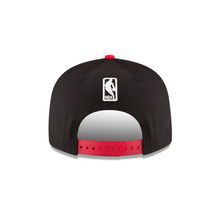 Load image into Gallery viewer, Chicago Bulls New Era 950 9Fifty Black with Red Visor &amp; Red Bulls Logo Snapback Hat