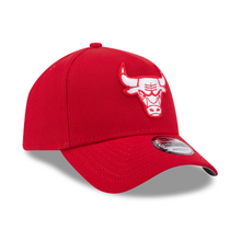 Load image into Gallery viewer, Chicago Bulls New Era 9Forty Red &amp; White 940AF Curved Bill Snapback Cap