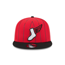 Load image into Gallery viewer, Chicago White Sox 9FIFTY 950 Red with Black New Era Snapback Hat
