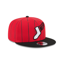 Load image into Gallery viewer, Chicago White Sox 9FIFTY 950 Red with Black New Era Snapback Hat