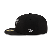 Load image into Gallery viewer, Chicago White Sox New Era 59fifty 5950 Black &amp; White Fitted Hat 60670588