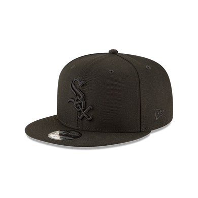 Chicago White Sox New Era 9Fifty Snapback Black on Black Cap