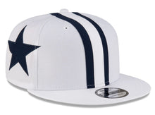 Load image into Gallery viewer, Dallas Cowboys New Era 9Fifty 950 Snapback Helmet Hat