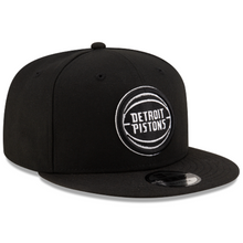Load image into Gallery viewer, Detroit Pistons New Era 9Fifty 950 Black &amp; White Snapback Hat