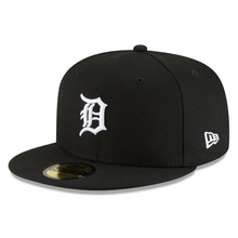 Load image into Gallery viewer, Detroit Tigers New Era 59Fifty 5950 Black Fitted Hat with White D Logo