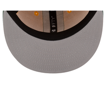 Load image into Gallery viewer, Green Bay Packers New Era 9Fifty 950 Snapback Helmet Pack Exclusive Cap