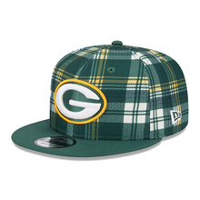 Load image into Gallery viewer, Green Bay Packers New Era 9Fifty 950 Snapback Statement Sideline Plaid Cap