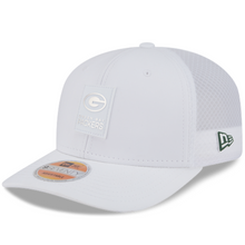 Load image into Gallery viewer, A white New Era 9FORTY fitted cap featuring the Green Bay Packers logo on the front patch and a green New Era flag logo on the side.