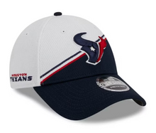 Load image into Gallery viewer, Houston Texans New Era 9Forty 940 Stretch Snap OSFM Adjustable Snapback Cap