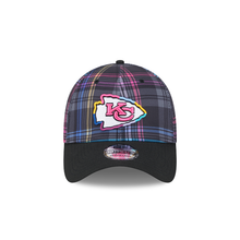 Load image into Gallery viewer, Kansas City Chiefs New Era Crucial Catch 39Thirty Flex Fit Hat