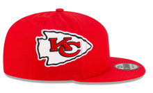 Load image into Gallery viewer, Kansas City Chiefs New Era 9Fifty 950 Snapback Helmet Pack Exclusive Cap