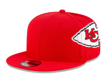 Load image into Gallery viewer, Kansas City Chiefs New Era 9Fifty 950 Snapback Helmet Pack Exclusive Cap