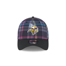 Load image into Gallery viewer, Minnesota Vikings New Era Crucial Catch 39Thirty Flex Fit Hat