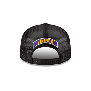 Minnesota Vikings New Era 9Fifty 950 Black Snapback Trucker Cap