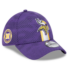 Load image into Gallery viewer, Minnesota Vikings New Era Sideline 39Thirty 3930 Flex Fit Hat