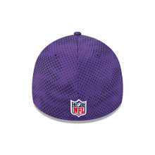 Load image into Gallery viewer, Minnesota Vikings New Era Sideline 39Thirty 3930 Flex Fit Hat