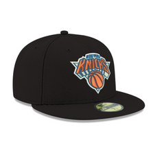 Load image into Gallery viewer, New York Knicks New Era 59Fifty Black &amp; Team Color Logo 5950 Fitted Hat # 70343405