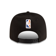 Load image into Gallery viewer, New York Knicks New Era 970 9Seventy Stretch Snap Black Snapback Hat with Team Colors Logo
