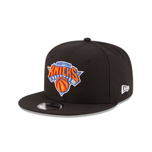 Load image into Gallery viewer, New York Knicks NBA 950 9Fifty New Era Snapback Hat