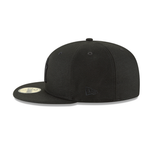 New York Yankees Black On Black 59Fifty 5950 New Era Fitted Cap