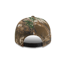 Load image into Gallery viewer, New York Yankees New Era Real Tree Camouflage 9Fifty 950 A Frame Pre-Curved Bill Snapback Hat
