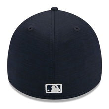 Load image into Gallery viewer, New York Yankees New Era Clubhouse Challenge 39Thirty Flex Fit 3930 Cap