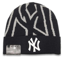Load image into Gallery viewer, New York Yankees New Era Whiz Logo Knit interior lined Beanie