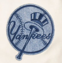 Load image into Gallery viewer, New York Yankees Varsity Blues Pro Standard Linen Cream Color Hoodie