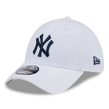 Load image into Gallery viewer, New York Yankees New Era MLB 39Thirty 3930 Flex Fit White Hat