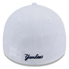 Load image into Gallery viewer, New York Yankees New Era MLB 39Thirty 3930 Flex Fit White Hat