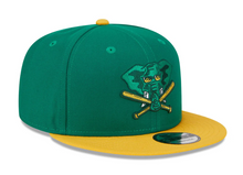 Load image into Gallery viewer, Oakland Athletics 9FIFTY 950 New Era Snapback Hat