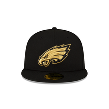 Load image into Gallery viewer, Philadelphia Eagles New Era 5950 Black Gold Metallic 59Fifty Fitted Cap