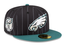 Load image into Gallery viewer, Philadelphia Eagles 59Fifty 5950 Black &amp; White Pinstripe New Era Sideline Fitted Cap